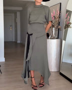 Round neck fitted waist dress
