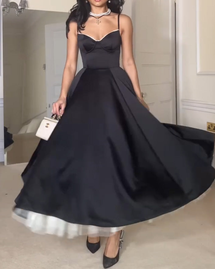 Elegant Sleeveless Double-Layer Dress