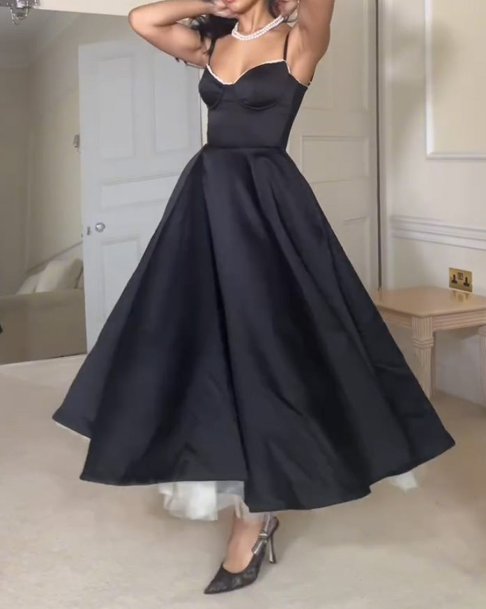 Elegant Sleeveless Double-Layer Dress