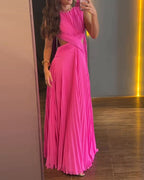 Elegant Pleated Solid Color Dress