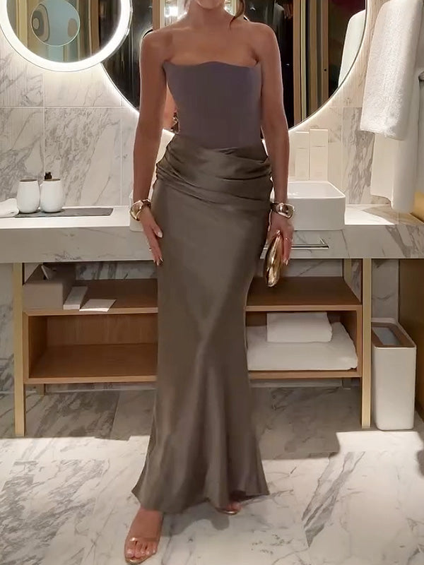 Sleeveless strapless solid color dress