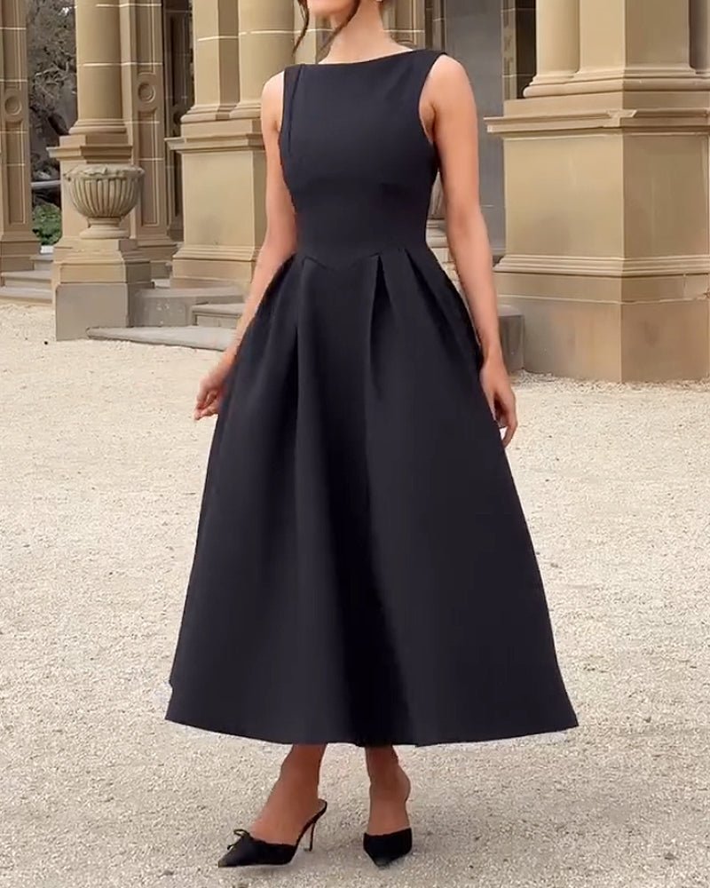Elegant round neck solid color dress for women