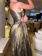 One-shoulder pleated hollow solid color dress