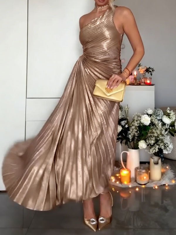 One-shoulder pleated hollow solid color dress