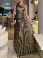 One-shoulder pleated hollow solid color dress