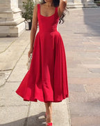 Elegant sleeveless solid color dress